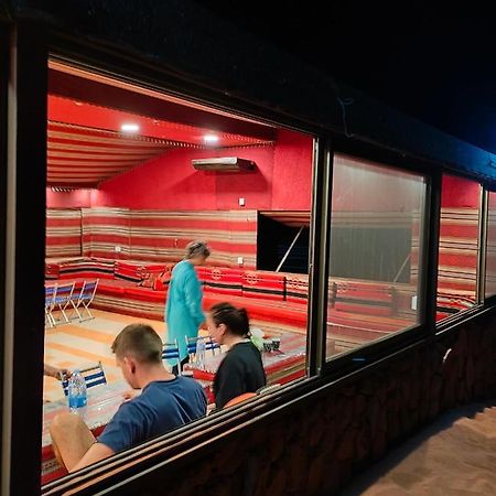 Rotana Camp 호텔 와디럼 외부 사진