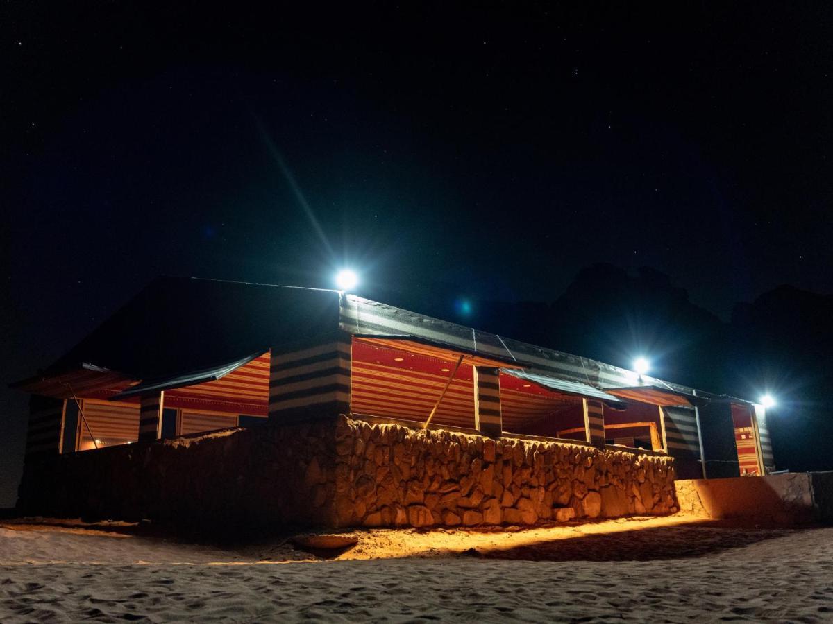 Rotana Camp 호텔 와디럼 외부 사진